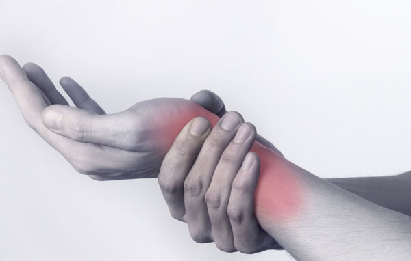 Cách điều trị đau cổ tay