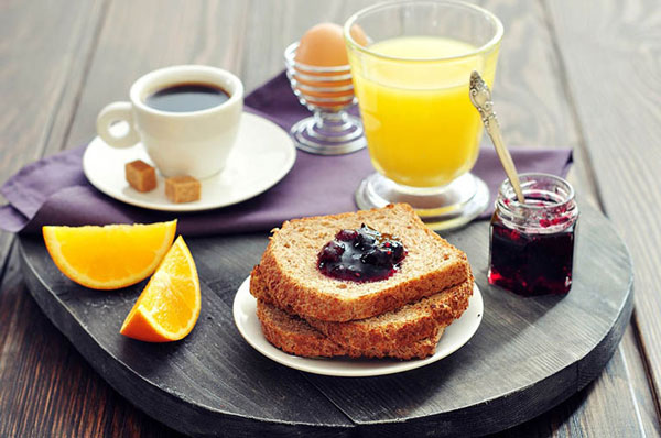 Gợi ý thực đơn ăn uống vào buổi sáng cho người bị đau dạ dày